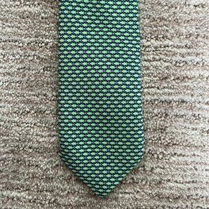 NWOT Vineyard Vines Navy Green Sailfish Tie